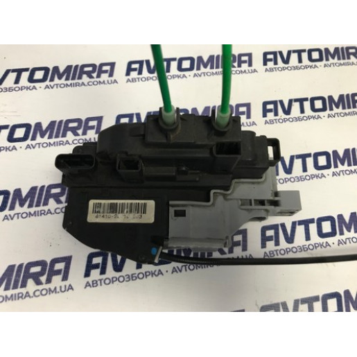 Замок дверки задньої лівої Hyundai i30 HB 2007-2012 814102l010